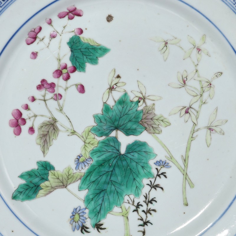 清晚期 粉彩花卉纹盘 - 图2