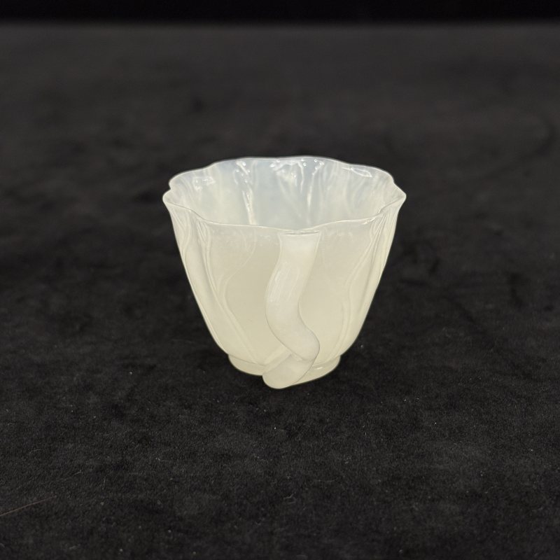 清 白玉荷叶形单耳杯 - 图3