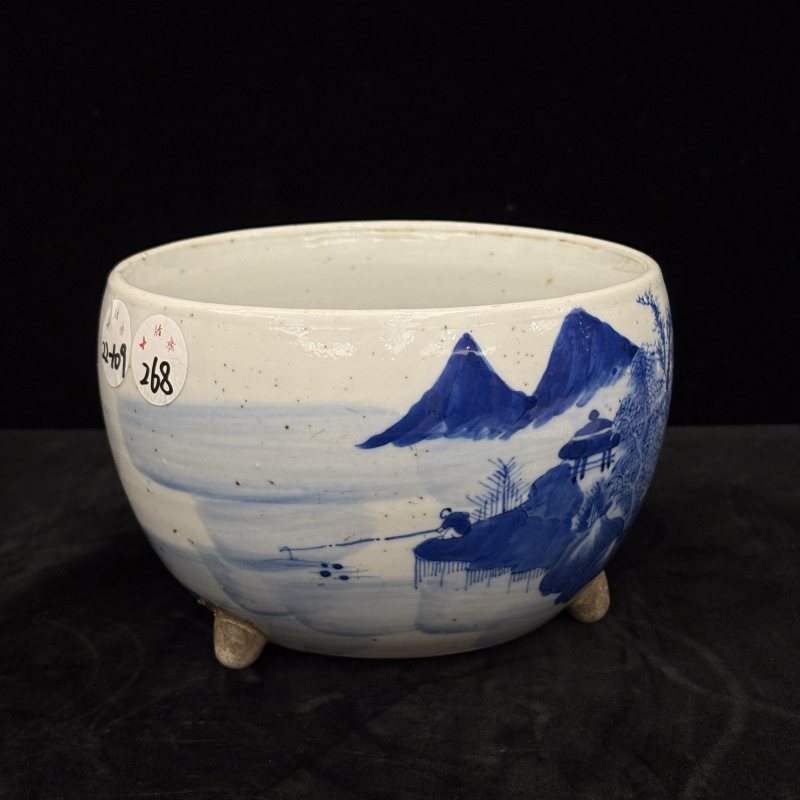 清 青花山水纹三足炉 浅绛仕女纹卷缸两件 - 图2