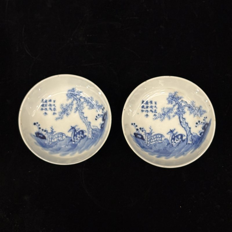 清 青花松鹿小碟一对 - 图2