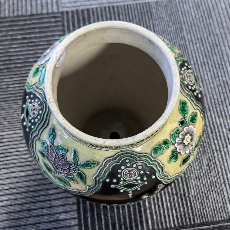 清晚期 素三彩堆塑高仕图罐 - 图7