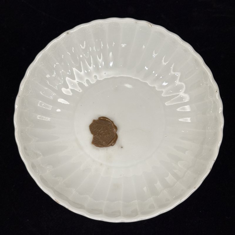 清 粉彩人物纹瓜楞形茶盖碗两件 - 图8