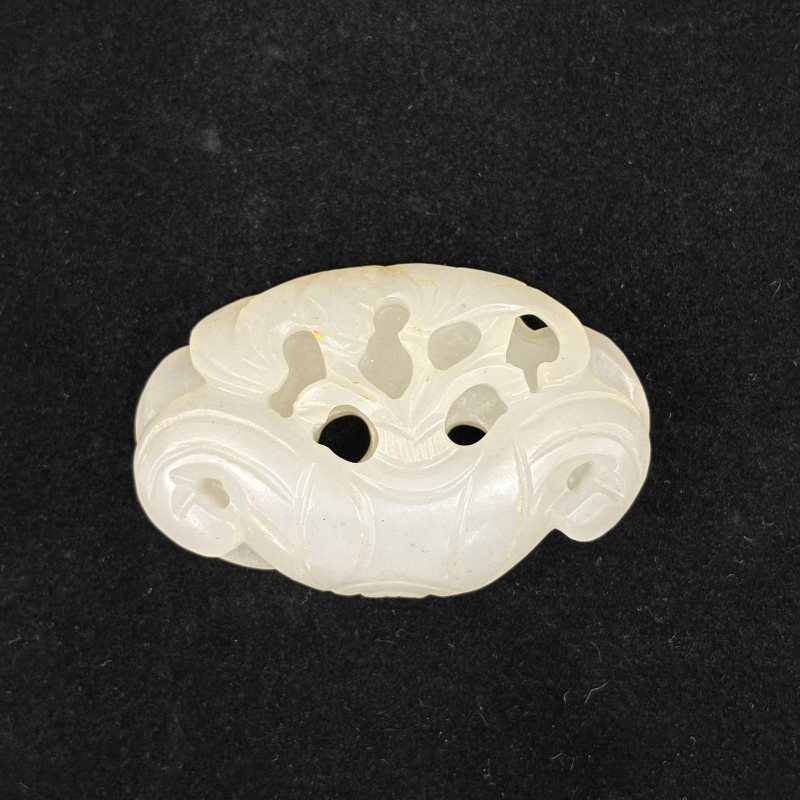 清 白玉留皮镂雕福至心灵挂件 - 图3