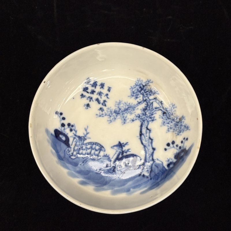 清 青花松鹿小碟一对 - 图12
