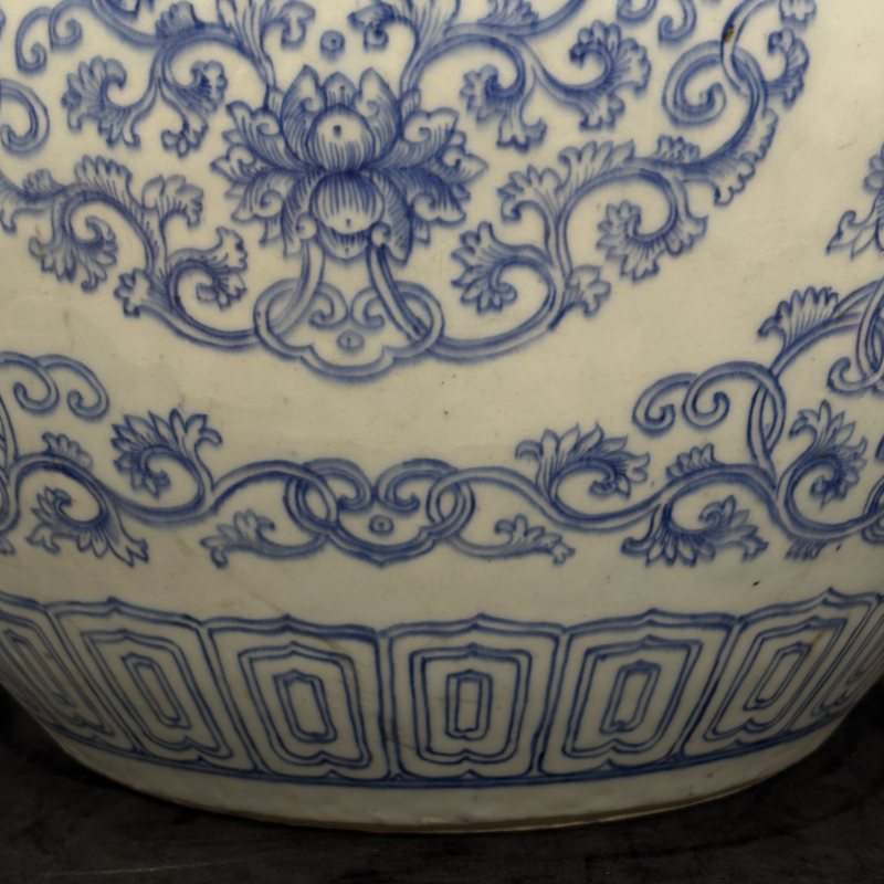 清 青花单描莲托吉庆有余福寿纹大卷缸 - 图9