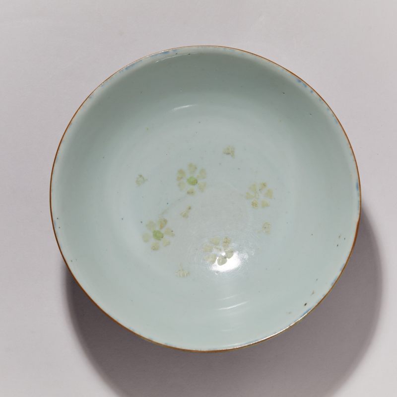 清嘉庆 祭蓝描金海水江崖纹碗 - 图4