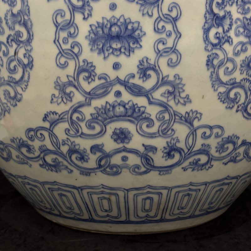 清 青花单描莲托吉庆有余福寿纹大卷缸 - 图11