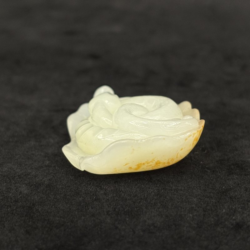 清 白玉留皮蛇纹挂件 - 图4
