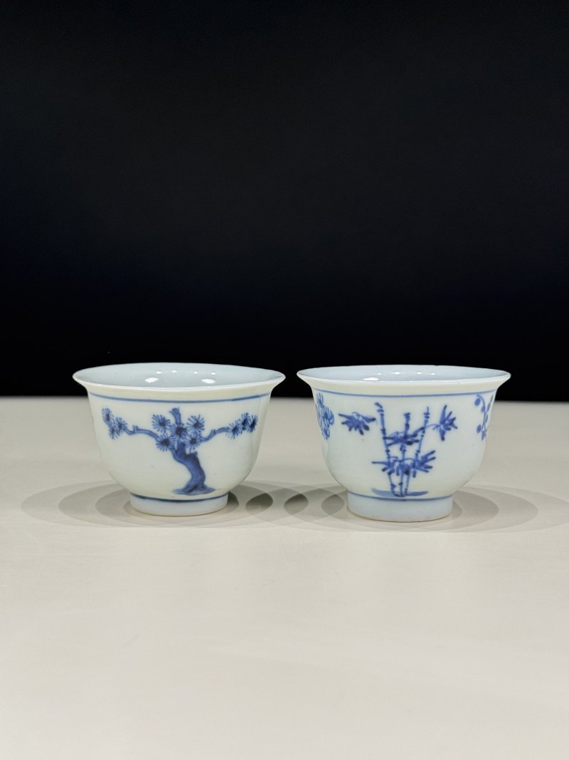 清中晚期 青花松竹梅折沿杯一对 - 图4