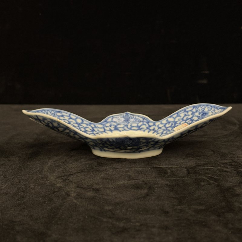 清 青花单描缠枝莲纹茶船两件 - 图4