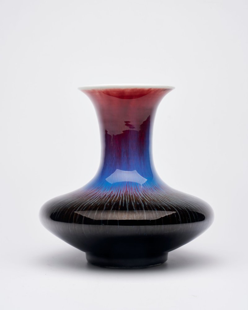 二十世紀下半葉 窯變釉扁肚瓶 ⌈景德鎮製⌋青花楷書款 | A FLAMBÉ VASE - 图1