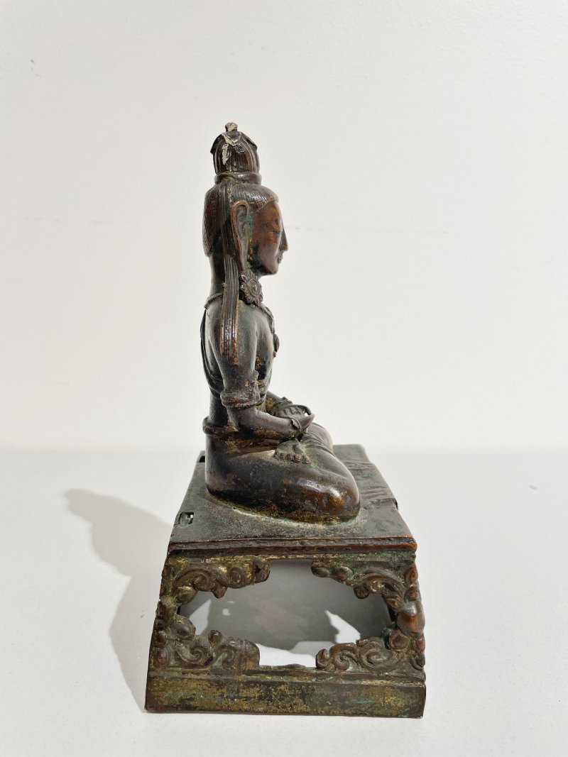 清乾隆 銅無量壽坐像 ⌈大清乾隆庚子（1780）年敬造⌋刻款 | A COPPER ALLOY FIGURE OF AMITAYUS - 图4