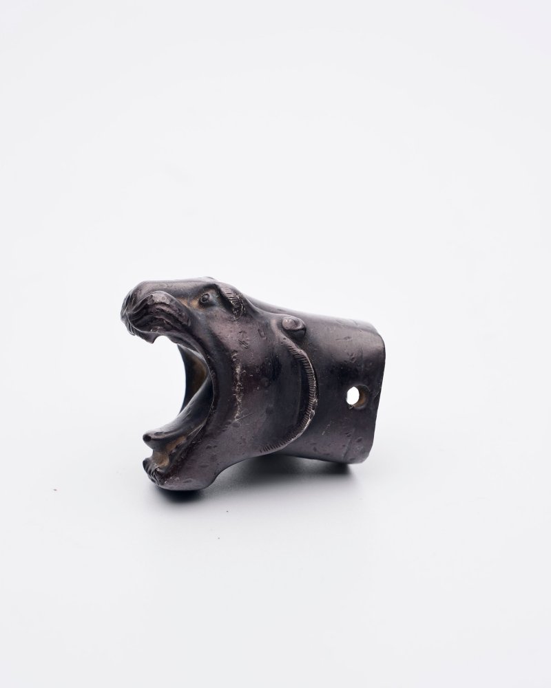 銀合金虎頭飾件 | A SILVER ALLOY 'TIGER' ACCESSORY