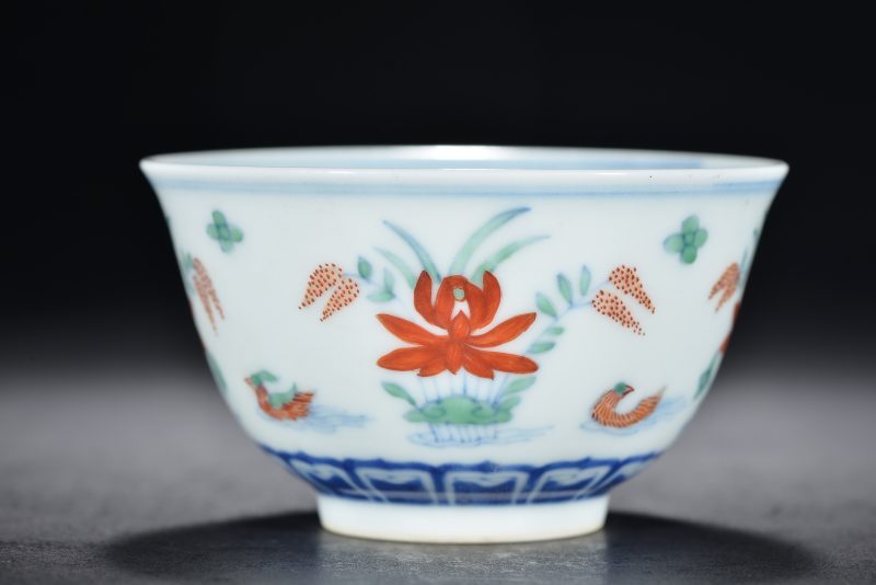 清康熙 斗彩花卉纹杯 - 图2