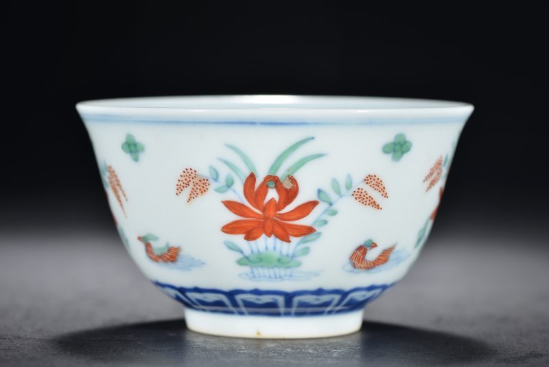 清康熙 斗彩花卉纹杯 - 图4