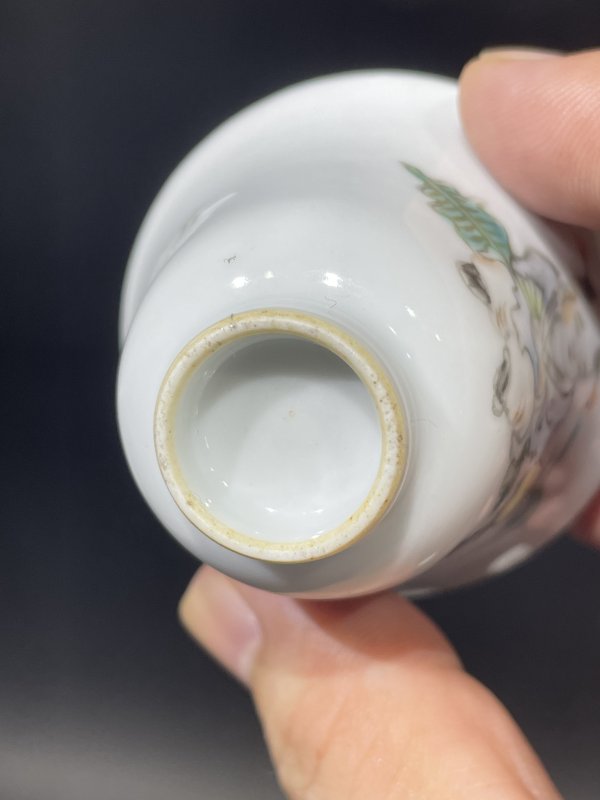 浅绛彩人物温酒盅 - 图3