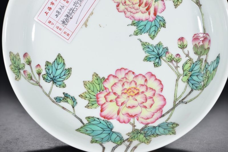 清雍正 粉彩花卉纹盘 - 图2