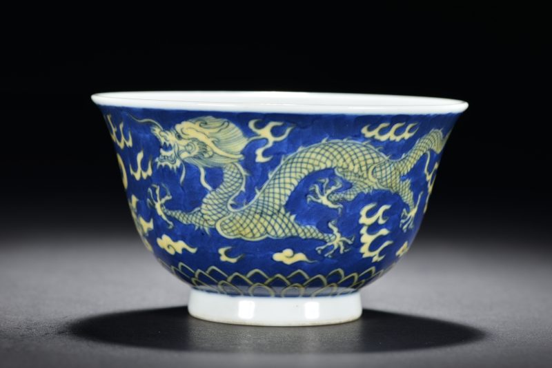 清 青花地黄龙纹茶圆 - 图1