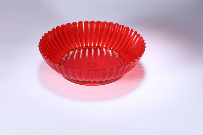 清乾隆 宝石红料菊瓣盘 - 图30