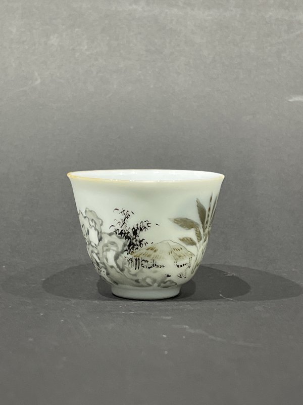 清 墨彩洞石芭蕉图杯 - 图1