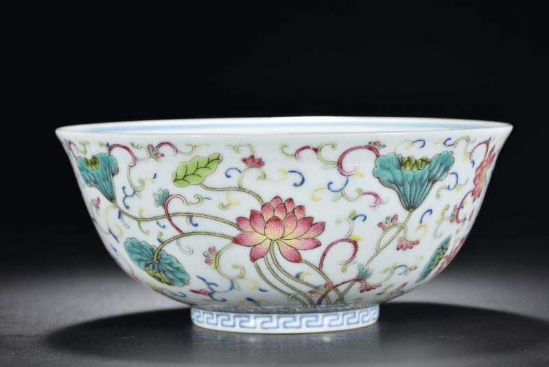 清光绪 内青花外粉彩荷莲纹碗 - 图4