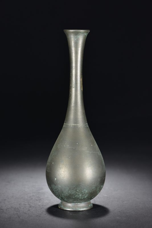 清 铜长颈瓶 - 图2