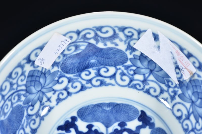 清光绪 内青花外粉彩荷莲纹碗 - 图9