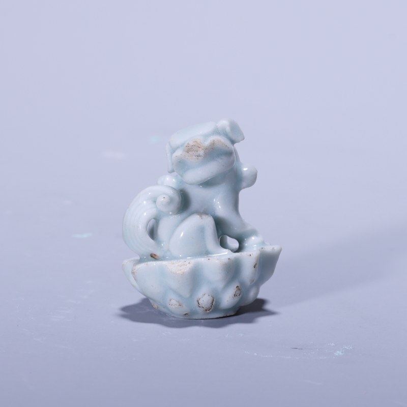 明代 青白釉旺财摆件 - 图2
