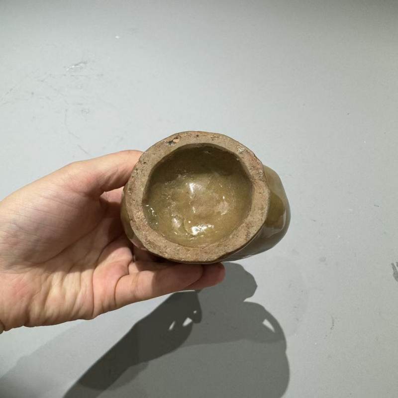 明代 龙泉窑青釉福寿挂环瓶 - 图6