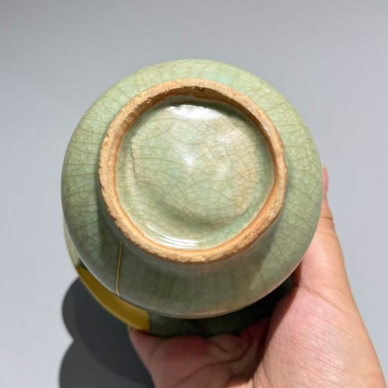 明代 龙泉窑梅子青釉渣斗 - 图8