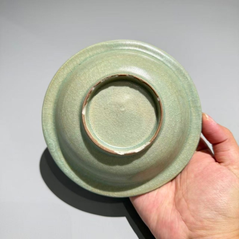 明代 龙泉窑青釉冰裂纹菊瓣洗 - 图7
