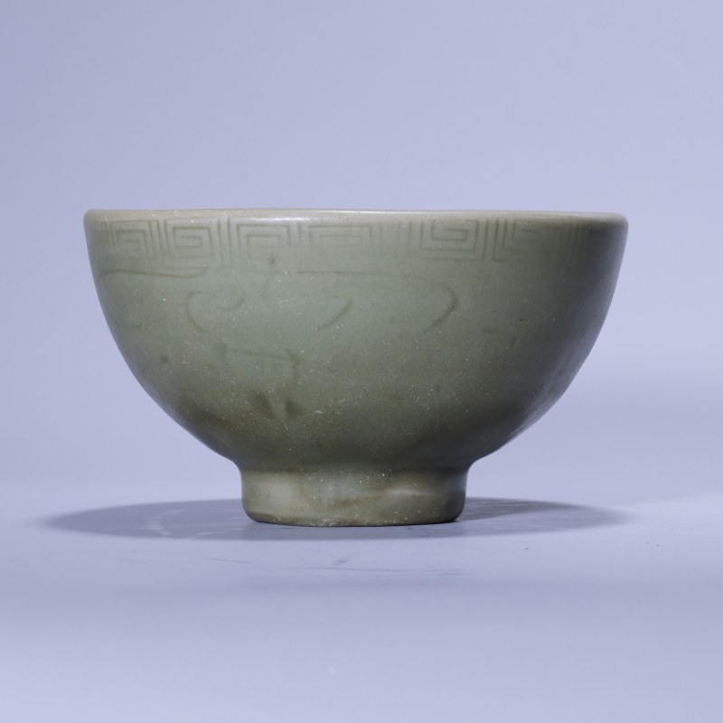 明代 龙泉青釉印花宫式碗 - 图2