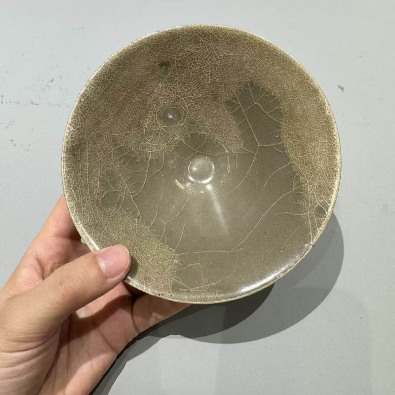 明代 龙泉米黄釉斗笠碗 - 图8