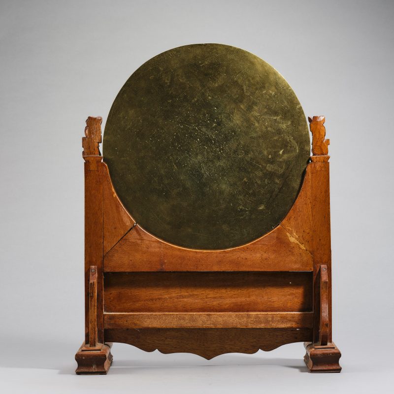 清 铜人物故事镜 - 图2