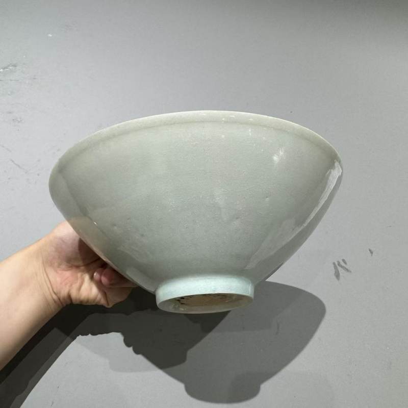 明代 青白釉栀子花纹斗笠碗 - 图5