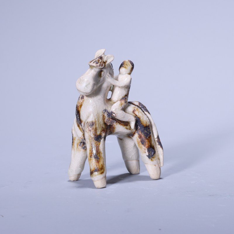 明代 青白釉人物骑马摆件