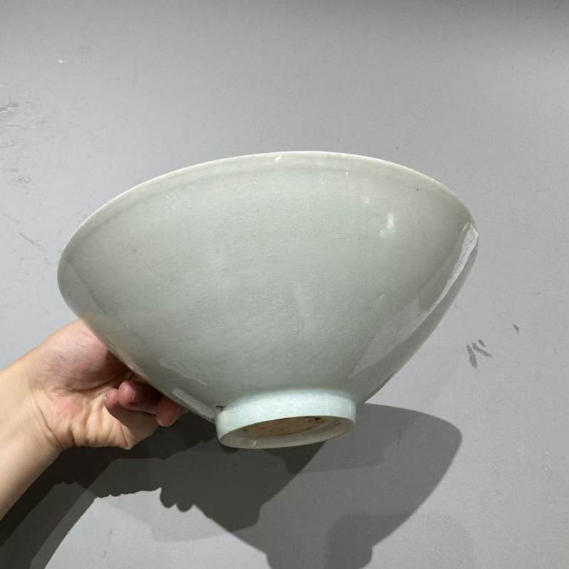 明代 青白釉栀子花纹斗笠碗 - 图7