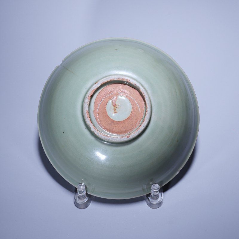 明代 龙泉窑青釉刻花碗 - 图3