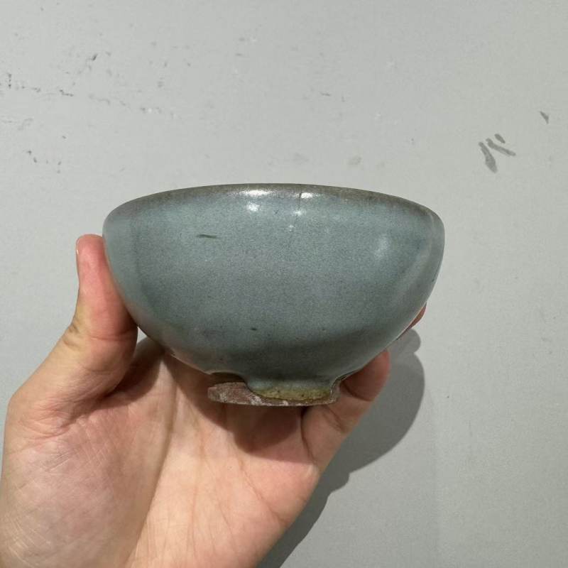 明代 钧窑天蓝釉泡泡盏 - 图7