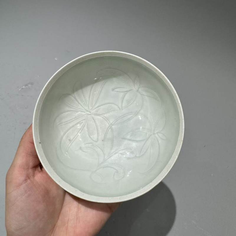 明代 青白釉刻花盏 - 图5