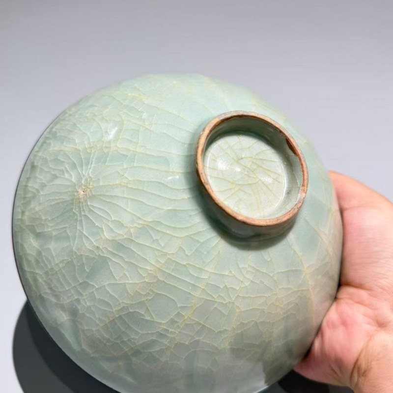 明代 龙泉窑粉青釉冰裂纹莲瓣碗 - 图7