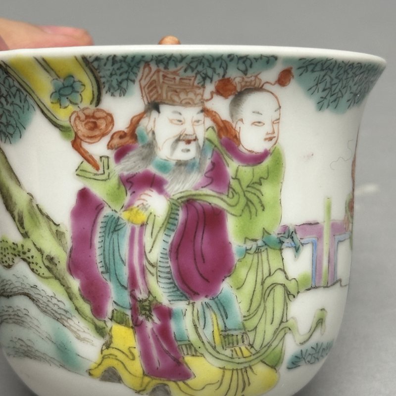 清晚期 粉彩人物图公道杯 - 图3