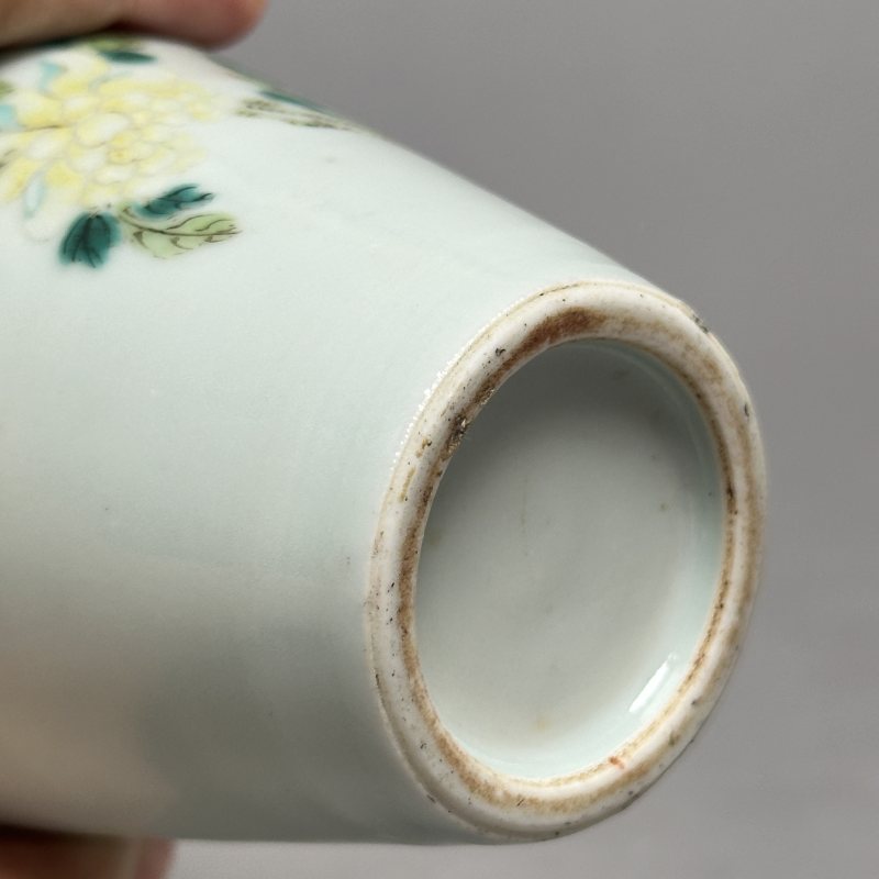 清中期 粉彩花卉纹萝卜瓶 - 图11