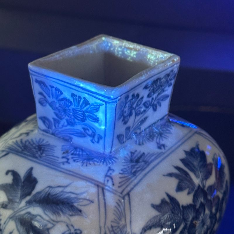 清康熙 青花花卉纹四方瓶 - 图13