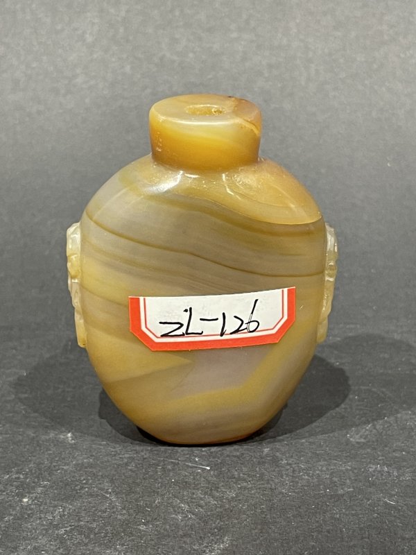 清玛瑙鼻烟壶 - 图3