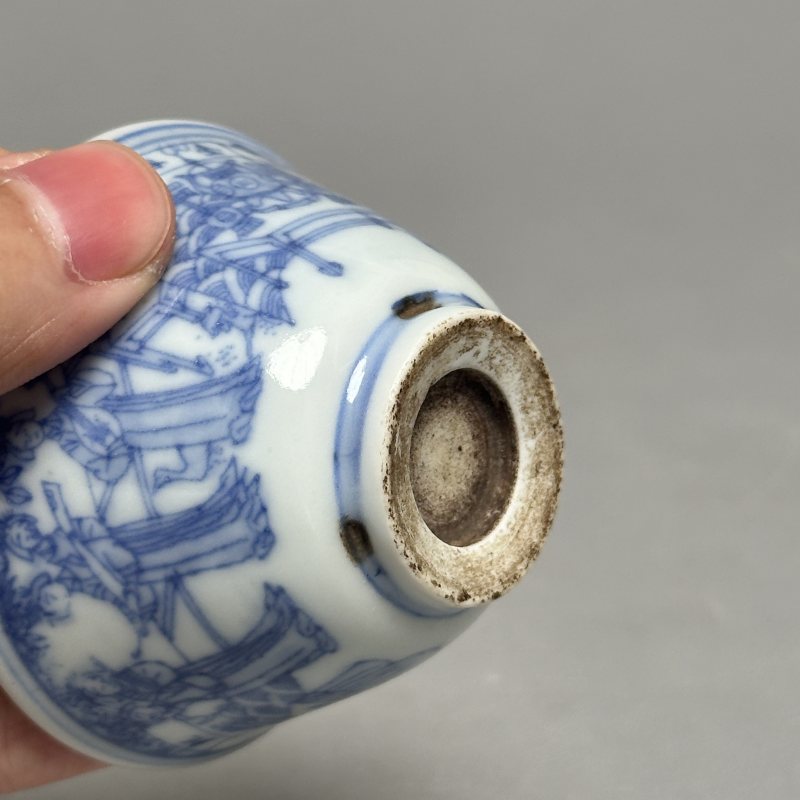 清雍正 青花线描人物纹茶圆 - 图8