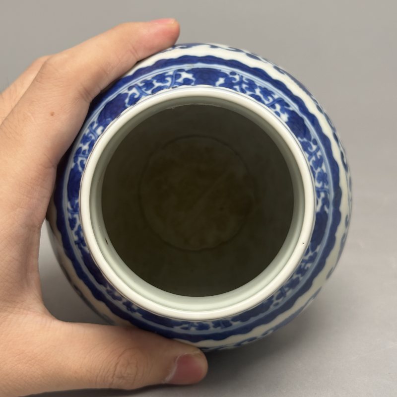 清晚期 青花莲托梵文罐 - 图6