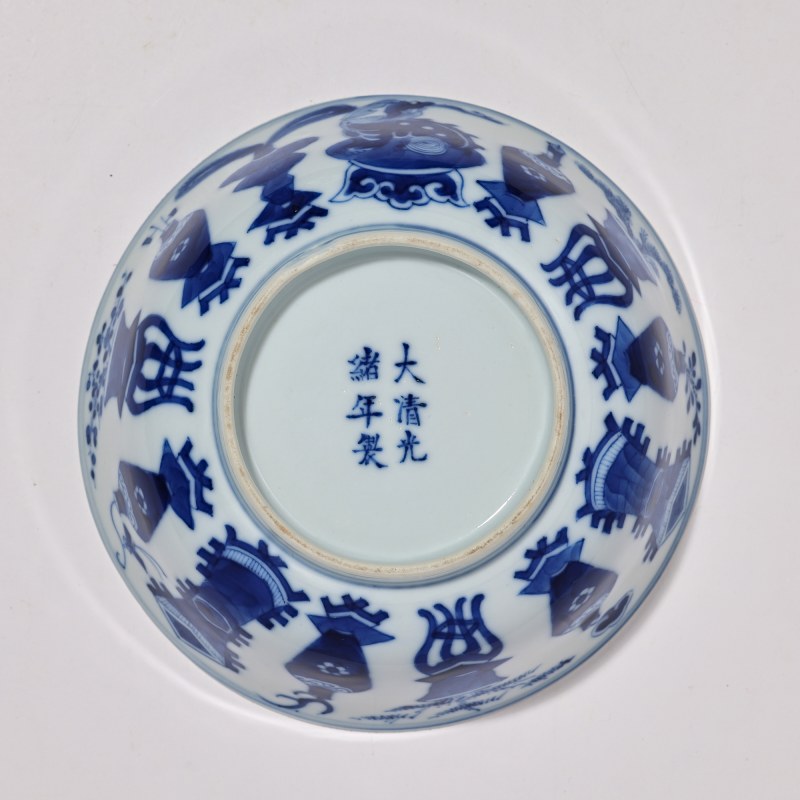 清光绪 青花博古纹碗 - 图6