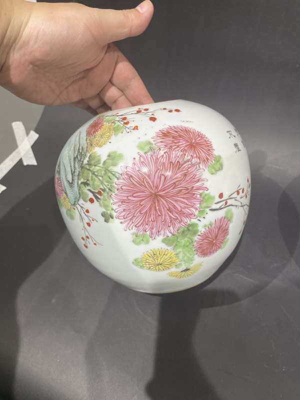 民国粉彩菊花诗纹对罐 - 图4