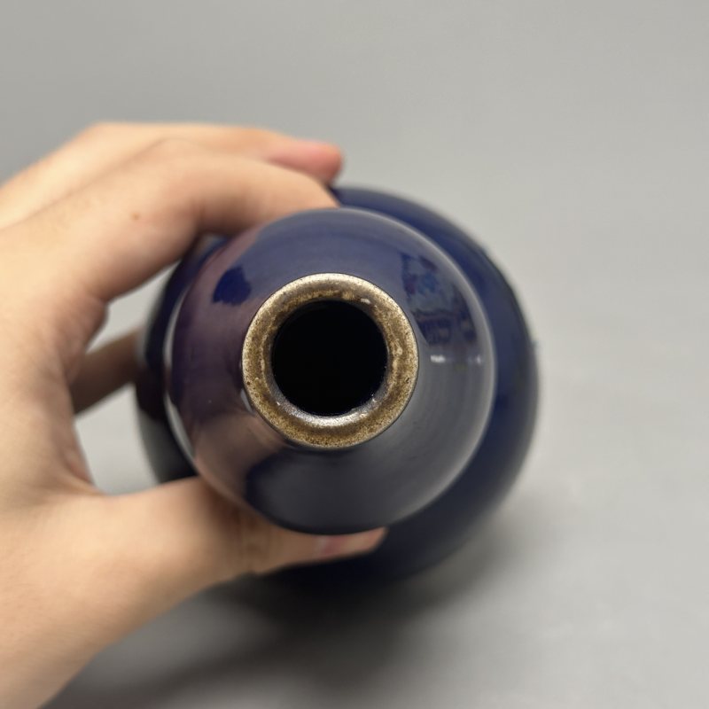 清早期 茄皮紫釉葫芦瓶 - 图4